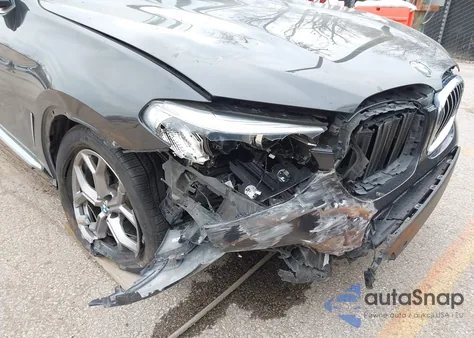 2020 BMW X3 Phev xDrive30E from USA, damaged, VIN 5UXTS1C05L9C73560